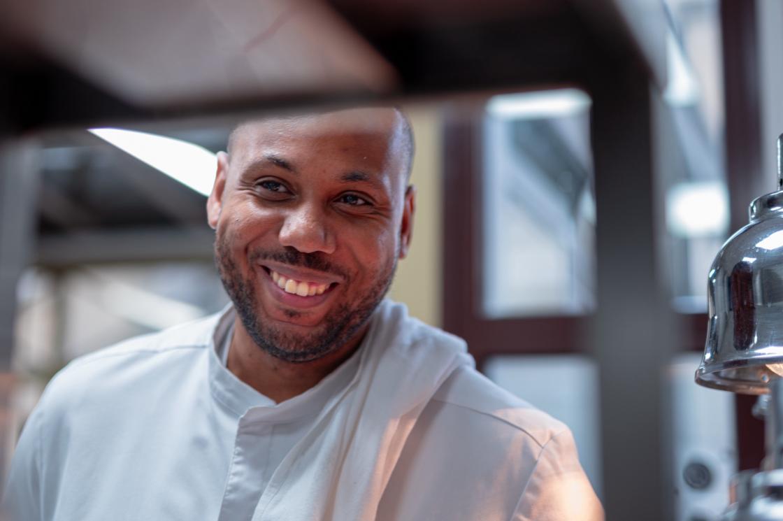 Le chef Grégory Vingadassalon à l'événement Chaud Show